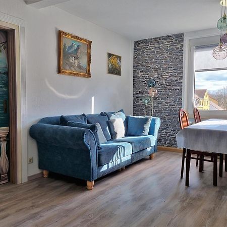 Apartment Bayreuth, Grosse Ferienwohnung Im Haus Mit Kunst, 3 Schlafzimmer, Kueche, Parkplatz Buitenkant foto