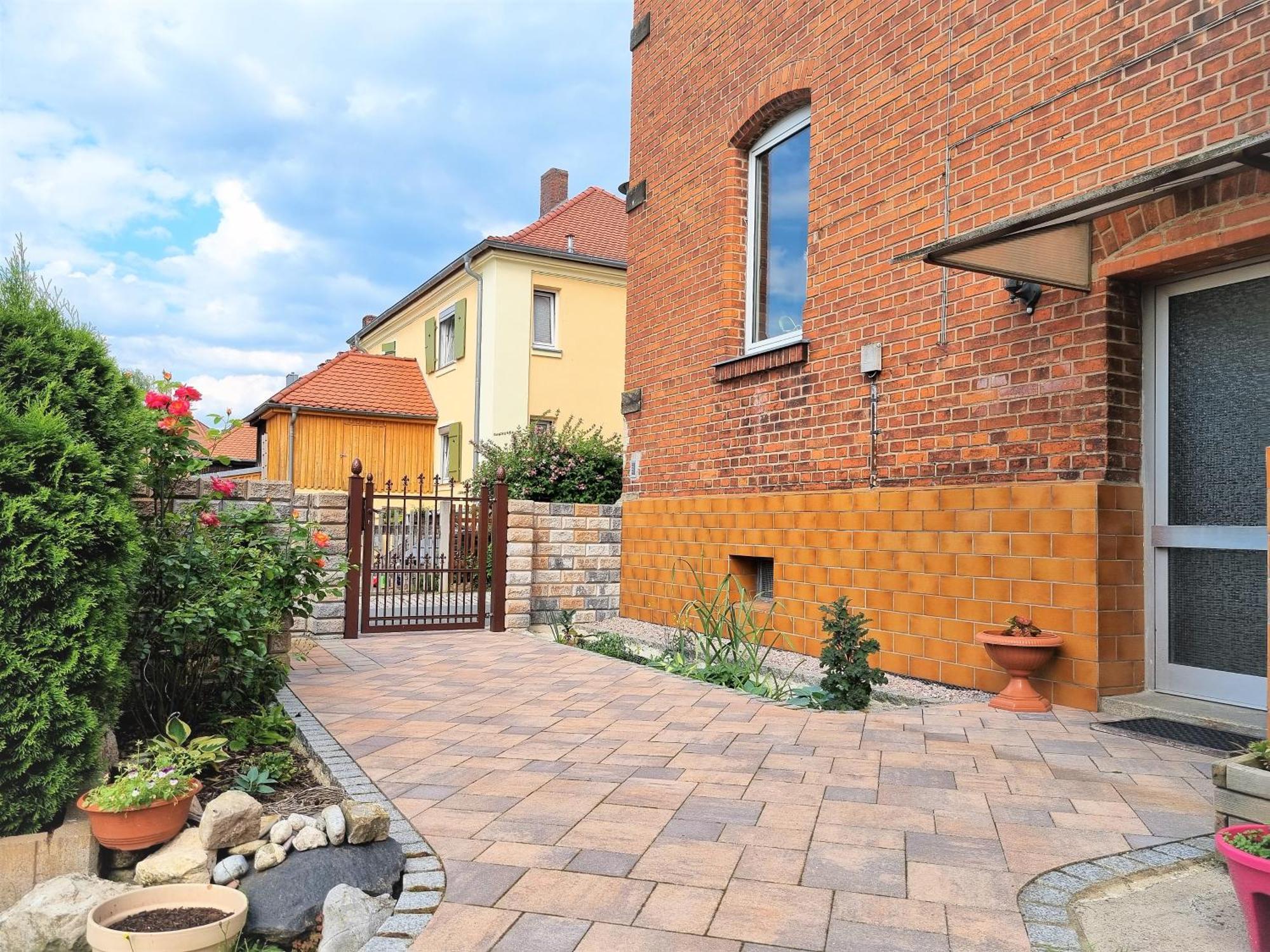 Apartment Bayreuth, Grosse Ferienwohnung Im Haus Mit Kunst, 3 Schlafzimmer, Kueche, Parkplatz Buitenkant foto